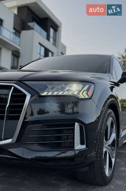 Внедорожник / Кроссовер Audi Q7 2020 в Мукачево