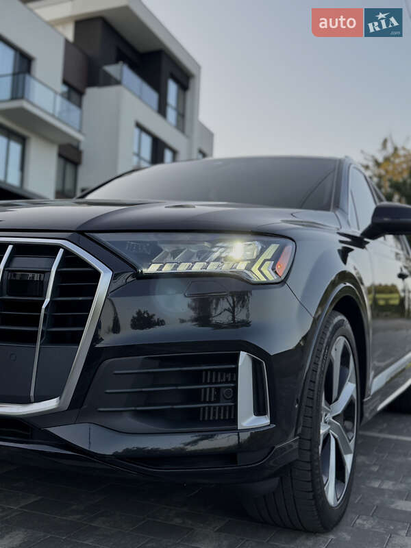 Внедорожник / Кроссовер Audi Q7 2020 в Ужгороде фото 6 Внедорожник / Кроссовер Audi Q7 2020 в Ужгороде