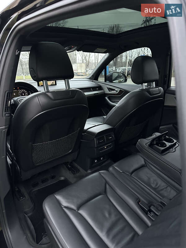 Внедорожник / Кроссовер Audi Q7 2019 в Луцке