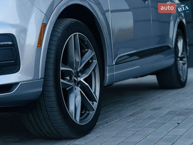 Внедорожник / Кроссовер Audi Q7 2017 в Ковеле
