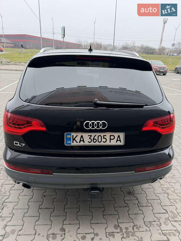Внедорожник / Кроссовер Audi Q7 2011 в Киеве