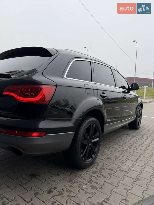 Внедорожник / Кроссовер Audi Q7 2011 в Киеве