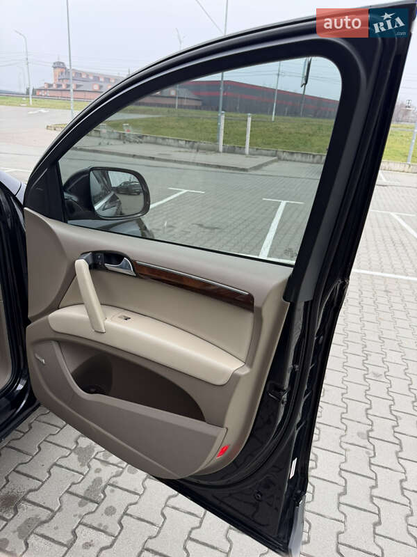 Внедорожник / Кроссовер Audi Q7 2011 в Киеве