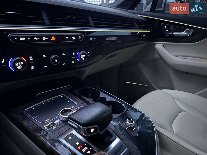 Внедорожник / Кроссовер Audi Q7 2017 в Львове фото 25 Внедорожник / Кроссовер Audi Q7 2017 в Львове
