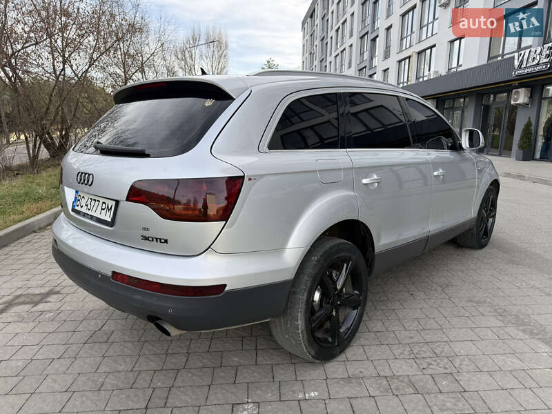 Внедорожник / Кроссовер Audi Q7 2006 в Новояворовске
