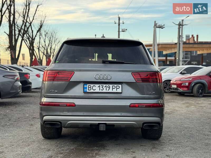 Внедорожник / Кроссовер Audi Q7 2017 в Львове