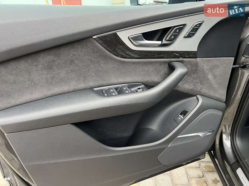 Внедорожник / Кроссовер Audi Q7 2019 в Львове фото 16 Внедорожник / Кроссовер Audi Q7 2019 в Львове