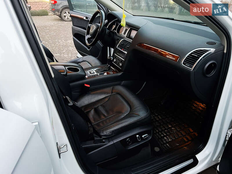 Внедорожник / Кроссовер Audi Q7 2013 в Тернополе