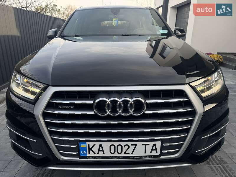 Внедорожник / Кроссовер Audi Q7 2018 в Киеве