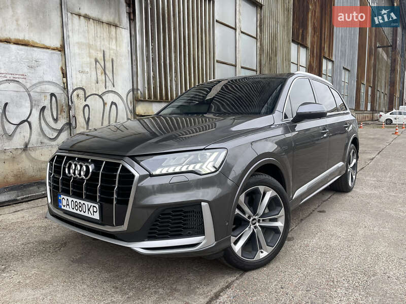 Audi Q7 2021