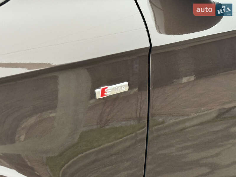 Внедорожник / Кроссовер Audi Q7 2010 в Ровно