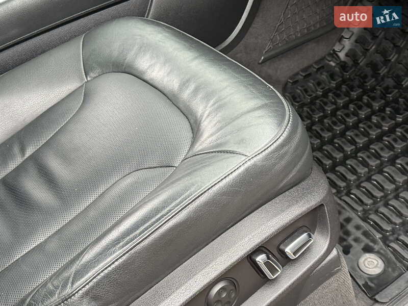 Внедорожник / Кроссовер Audi Q7 2010 в Ровно