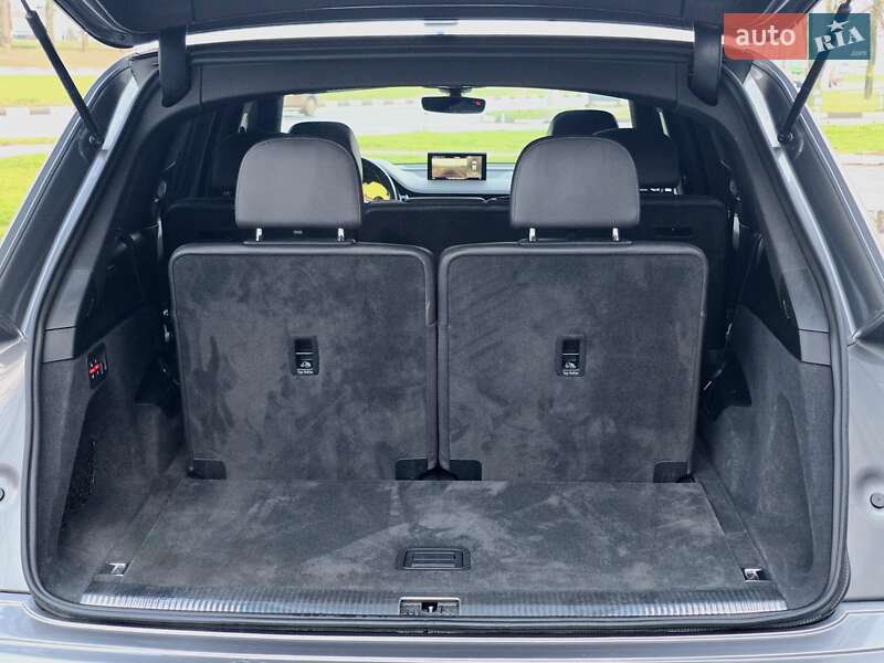 Внедорожник / Кроссовер Audi Q7 2016 в Харькове