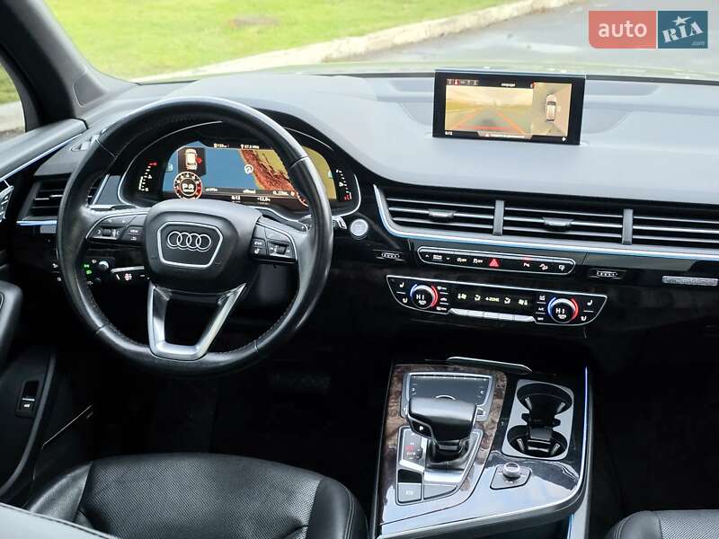 Внедорожник / Кроссовер Audi Q7 2016 в Харькове