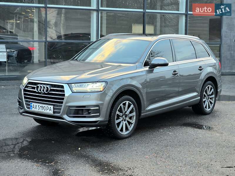 Внедорожник / Кроссовер Audi Q7 2016 в Харькове