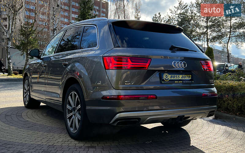 Внедорожник / Кроссовер Audi Q7 2017 в Львове
