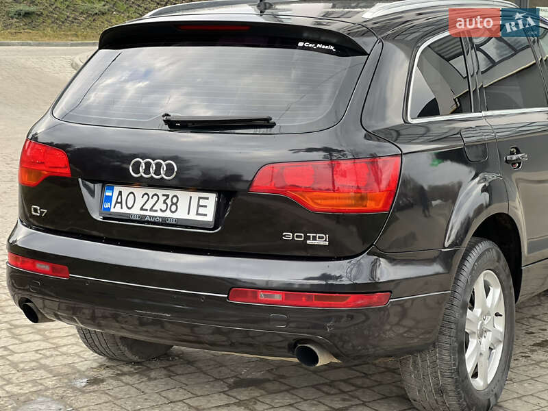 Внедорожник / Кроссовер Audi Q7 2006 в Новояворовске