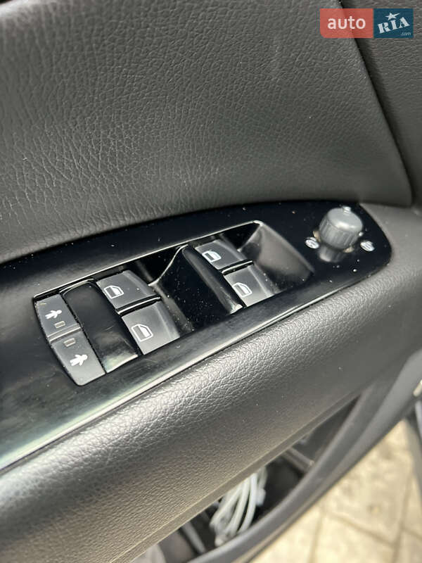 Внедорожник / Кроссовер Audi Q7 2006 в Новояворовске