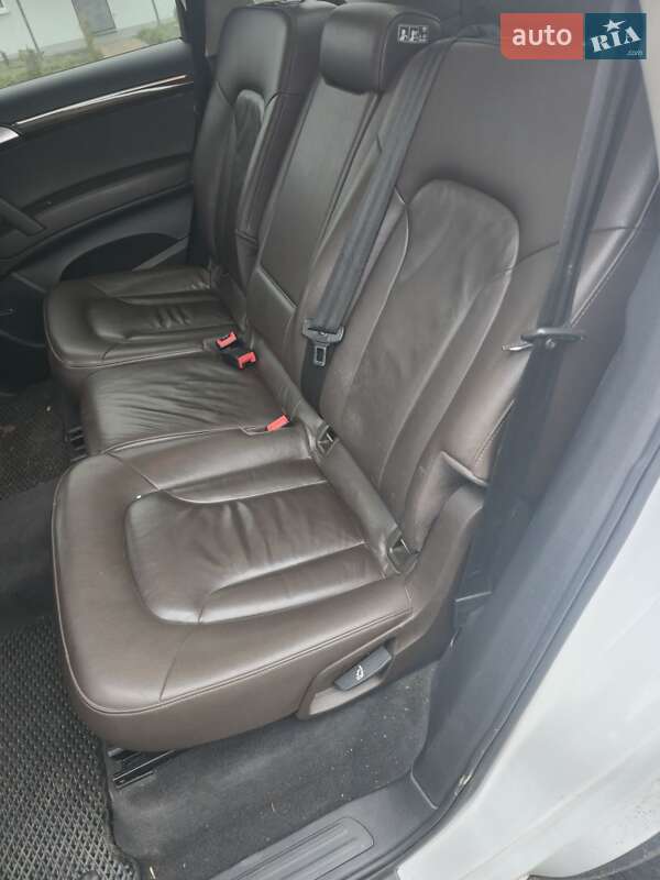 Внедорожник / Кроссовер Audi Q7 2012 в Полтаве