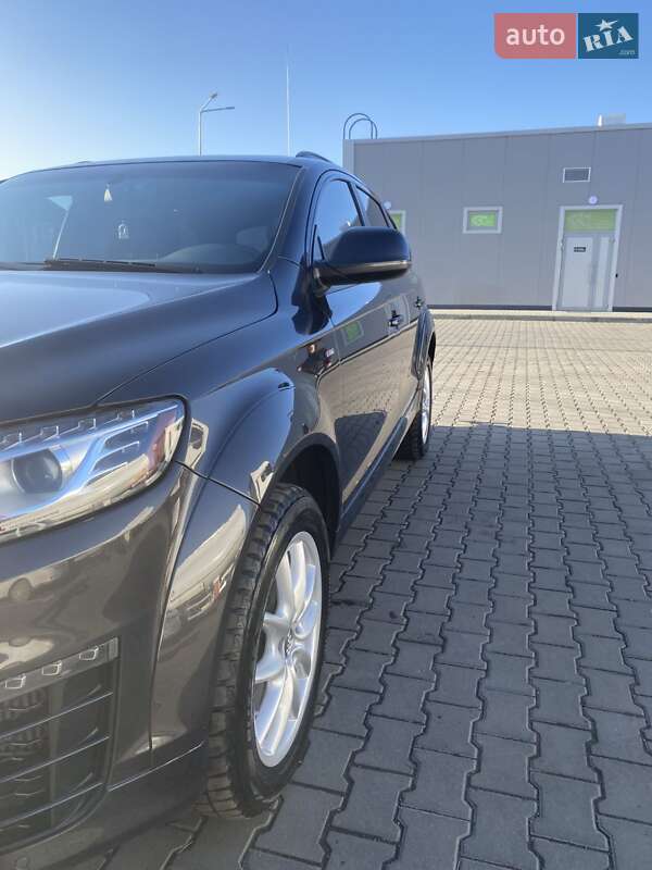 Внедорожник / Кроссовер Audi Q7 2014 в Виннице