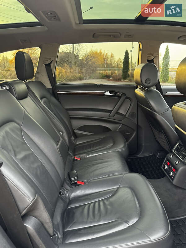 Внедорожник / Кроссовер Audi Q7 2013 в Ровно фото 44 Внедорожник / Кроссовер Audi Q7 2013 в Ровно