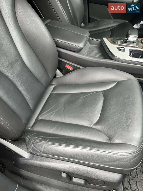 Внедорожник / Кроссовер Audi Q7 2017 в Ужгороде