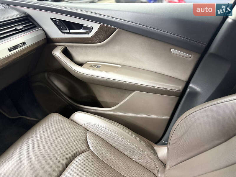 Внедорожник / Кроссовер Audi Q7 2016 в Киеве фото 16 Внедорожник / Кроссовер Audi Q7 2016 в Киеве