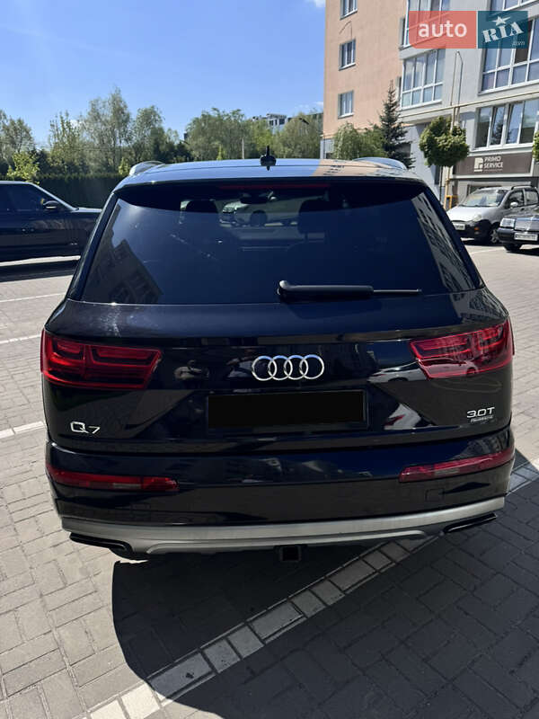 Внедорожник / Кроссовер Audi Q7 2016 в Львове