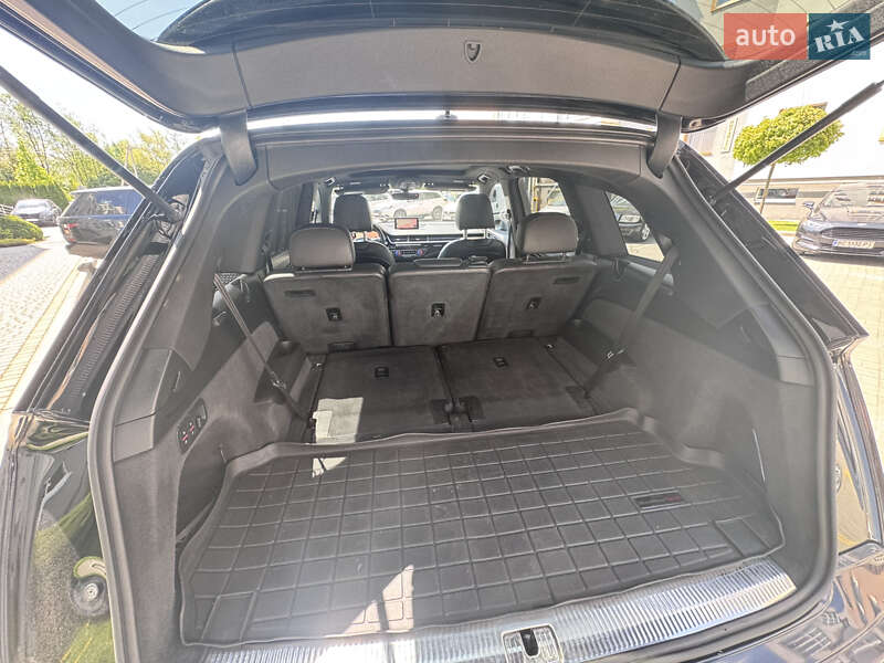 Внедорожник / Кроссовер Audi Q7 2016 в Львове