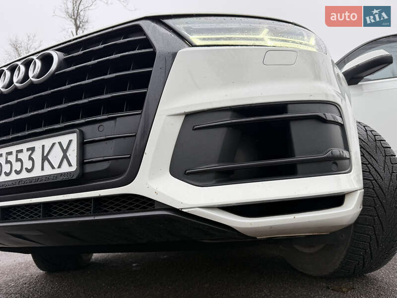 Внедорожник / Кроссовер Audi Q7 2016 в Кривом Роге