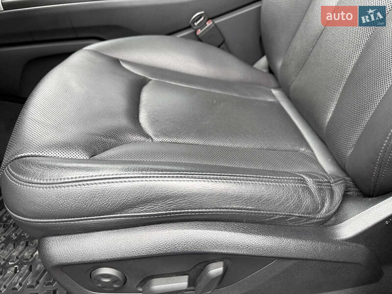 Внедорожник / Кроссовер Audi Q7 2016 в Кривом Роге