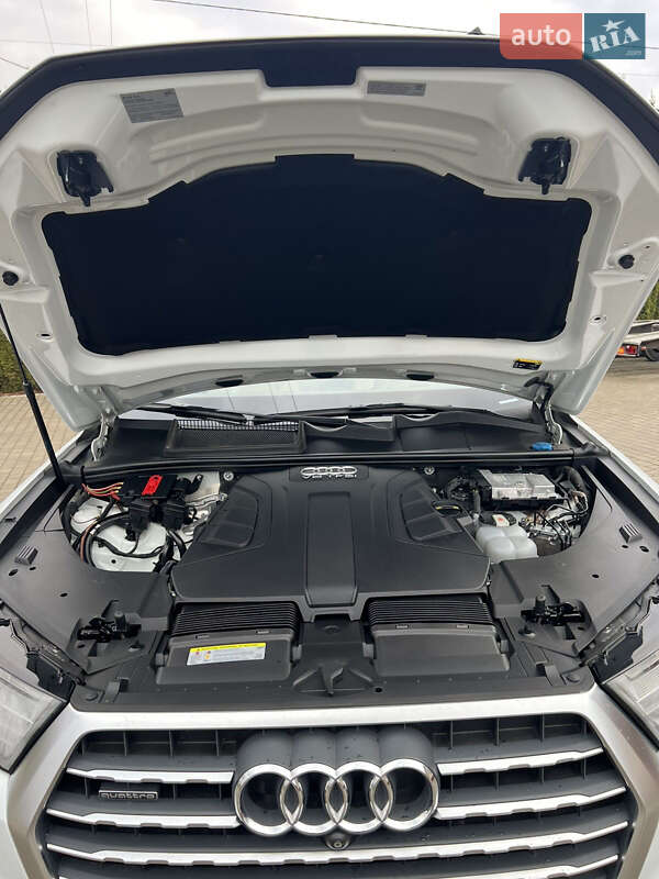 Внедорожник / Кроссовер Audi Q7 2018 в Львове