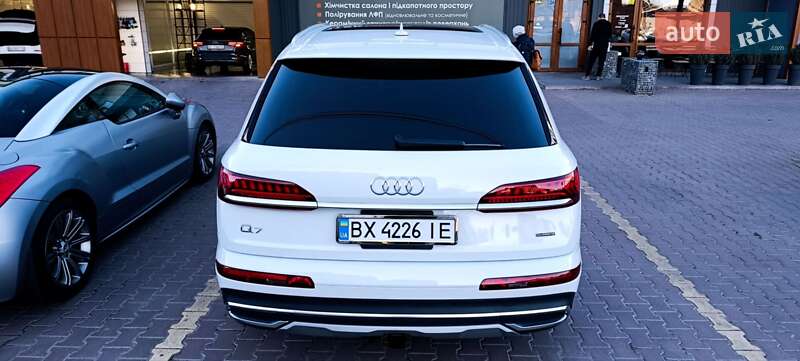 Внедорожник / Кроссовер Audi Q7 2020 в Хмельницком