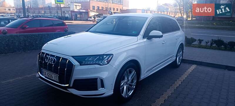 Внедорожник / Кроссовер Audi Q7 2020 в Хмельницком