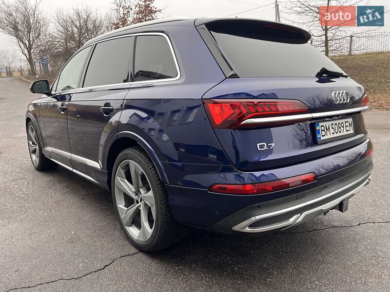 Внедорожник / Кроссовер Audi Q7 2020 в Сумах