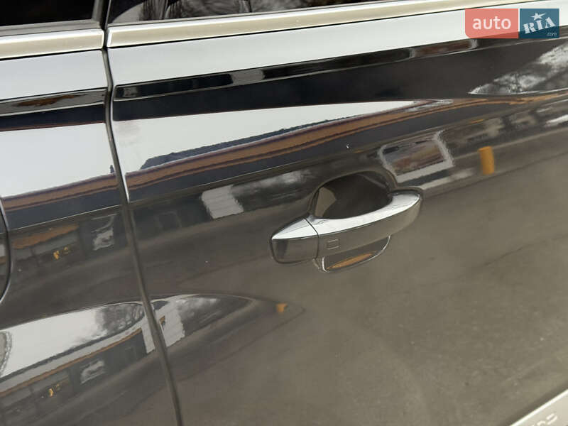 Внедорожник / Кроссовер Audi Q7 2017 в Днепре