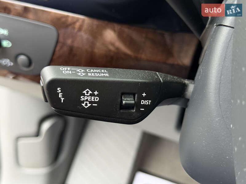 Внедорожник / Кроссовер Audi Q7 2017 в Днепре