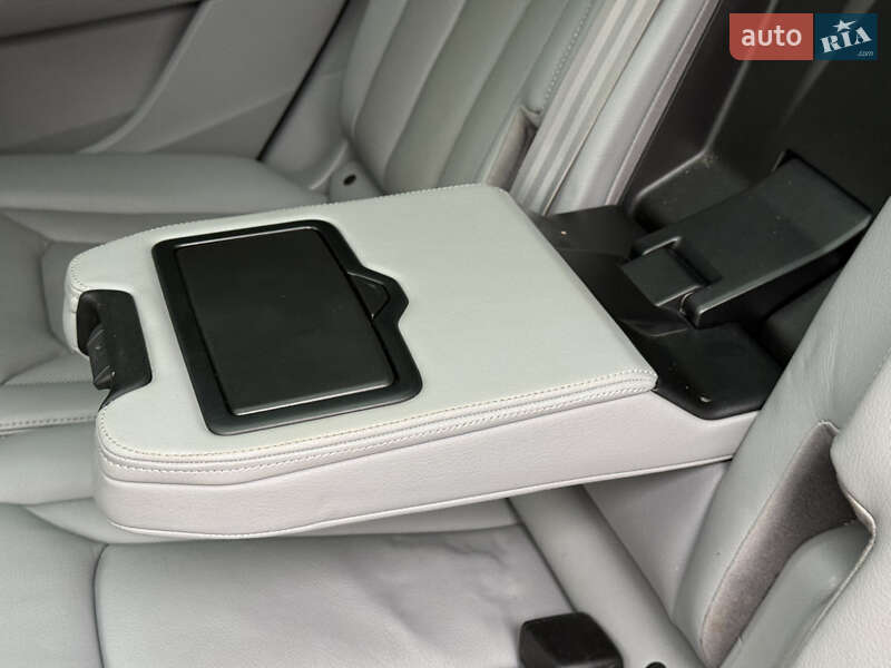 Внедорожник / Кроссовер Audi Q7 2017 в Днепре