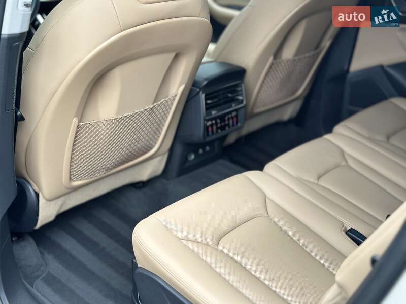 Внедорожник / Кроссовер Audi Q7 2022 в Киеве