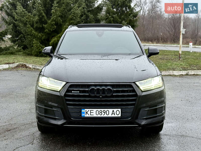 Внедорожник / Кроссовер Audi Q7 2019 в Днепре