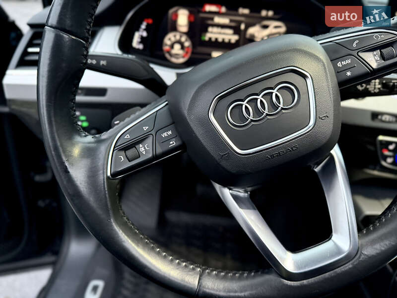 Внедорожник / Кроссовер Audi Q7 2019 в Днепре