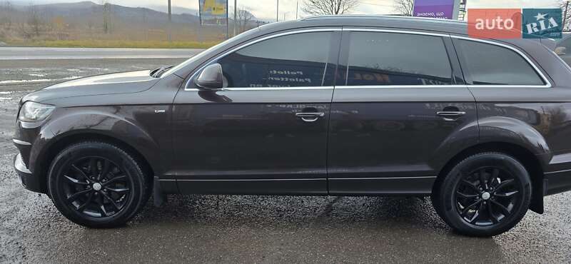 Внедорожник / Кроссовер Audi Q7 2013 в Тячеве