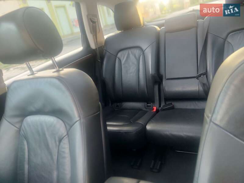 Внедорожник / Кроссовер Audi Q7 2012 в Смотриче