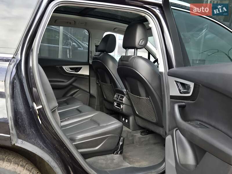 Внедорожник / Кроссовер Audi Q7 2018 в Киеве