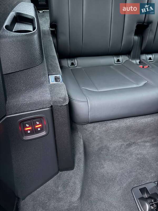 Внедорожник / Кроссовер Audi Q7 2017 в Ровно