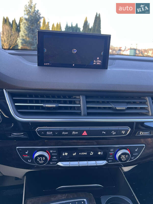 Внедорожник / Кроссовер Audi Q7 2017 в Львове