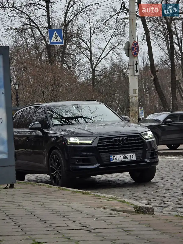 Audi Q7 2016