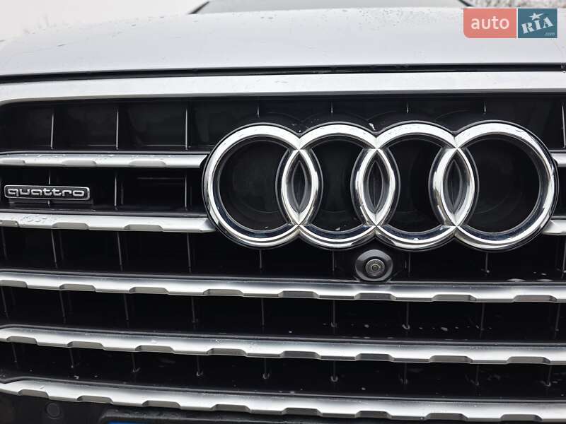 Внедорожник / Кроссовер Audi Q7 2016 в Харькове
