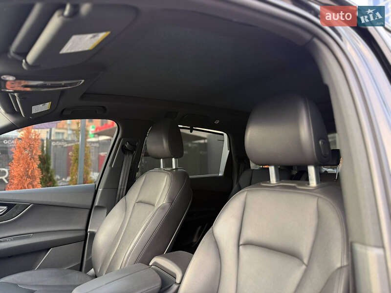 Внедорожник / Кроссовер Audi Q7 2017 в Киеве
