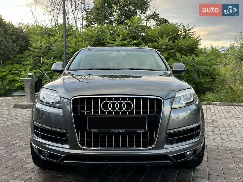 Внедорожник / Кроссовер Audi Q7 2012 в Луцке
